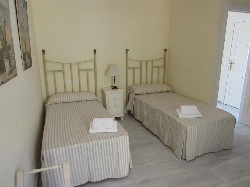 Home4Holidays Nerja Espanha