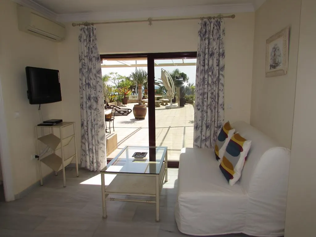 Home4Holidays Nerja 0*,  Espanha