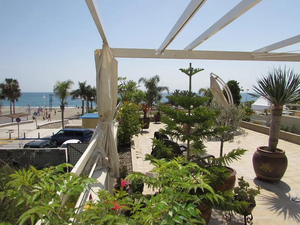 Apartamento Home4Holidays Nerja